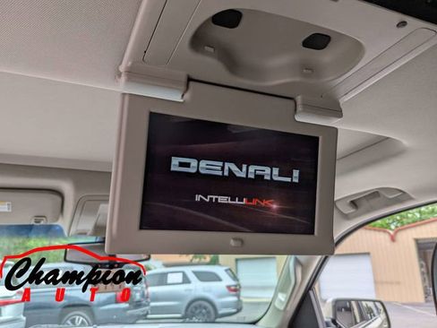 Used 2015 GMC Yukon Denali w/ Premium Package AWD/4WD image 20