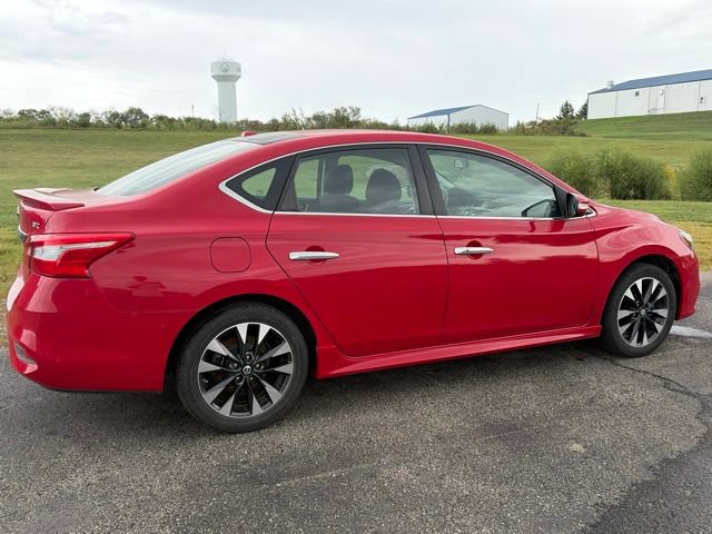 Used 2016 Nissan Sentra SR FWD image 4