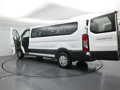 Certified 2022 Ford Transit 350 XLT image 30