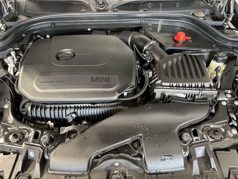 Used 2024 MINI Cooper S FWD image 9