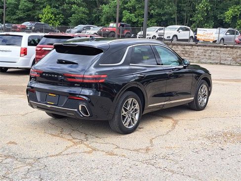 Used 2025 Genesis GV70 2.5T image 5