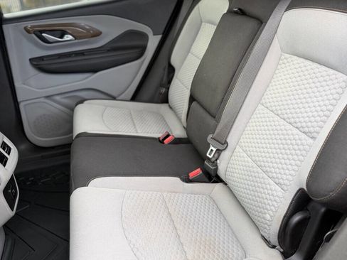 Used 2018 GMC Terrain SLE image 4