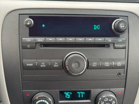 Used 2008 Buick Lucerne CXL w/ Luxury Package image 16