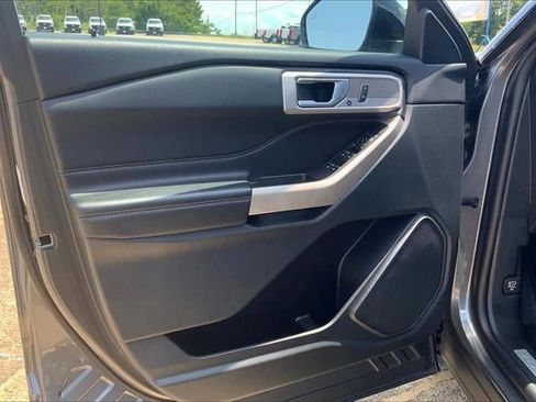 Used 2023 Ford Explorer XLT w/ Equipment Group 202A image 88