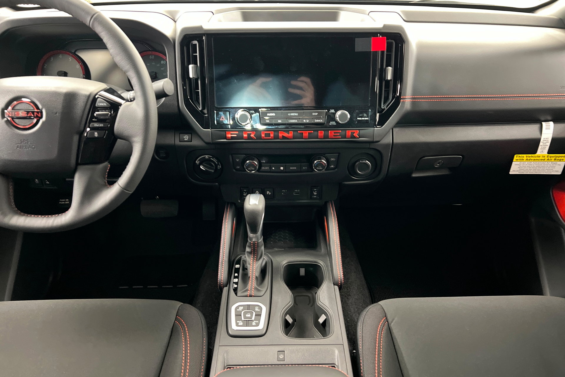 New 2027 Nissan Frontier PRO-4X w/ Pro Convenience Package AWD/4WD image 13