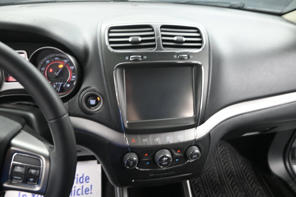 Used 2019 Dodge Journey Crossroad w/ Mopar All Weather Group FWD image 26