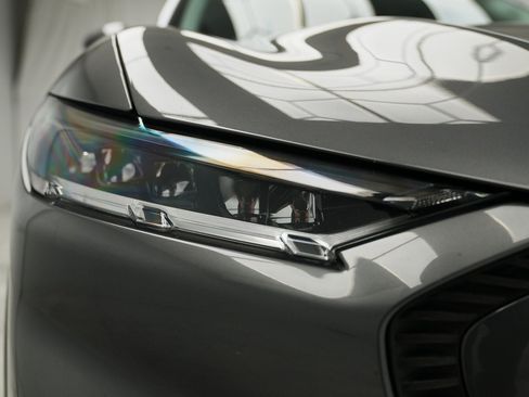 Used 2021 Ford Mustang Mach-E Select w/ Comfort/Appearance Package image 16