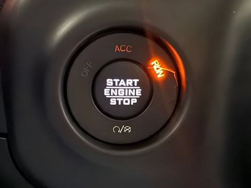 Used 2020 Jeep Wrangler Unlimited Sport S AWD/4WD image 23