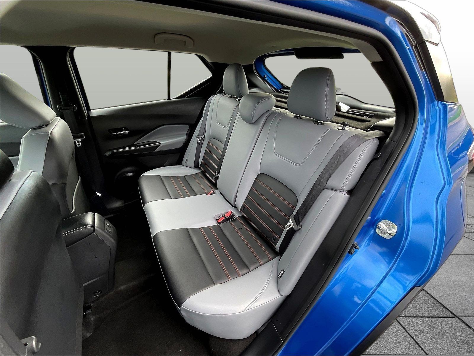 Certified 2024 Nissan Kicks SR w/ SR Premium Package FWD image 25