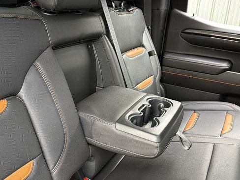 Used 2024 GMC Sierra 1500 AT4 w/ Technology Package AWD/4WD image 42