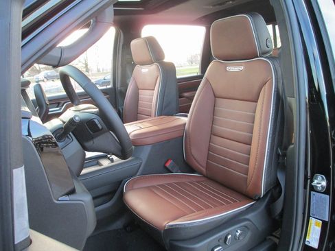 New 2026 GMC Sierra 2500 Denali Ultimate w/ Max Trailering Package image 11