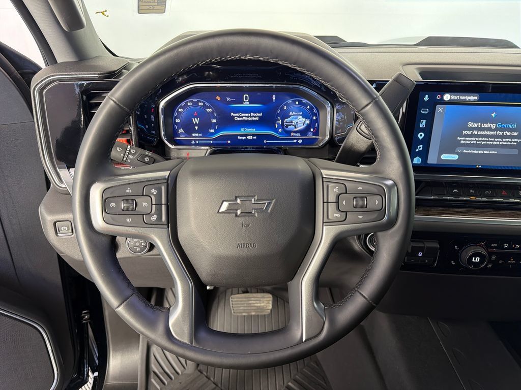 Used 2025 Chevrolet Silverado 1500 LT Trail Boss w/ LPO, Dark Essentials Package AWD/4WD image 12