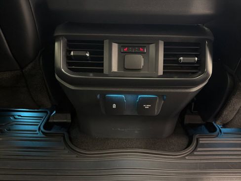 Used 2024 Ford F150 Raptor AWD/4WD image 11