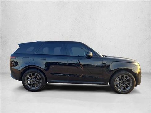 Used 2026 Land Rover Range Rover Sport SE AWD/4WD image 4