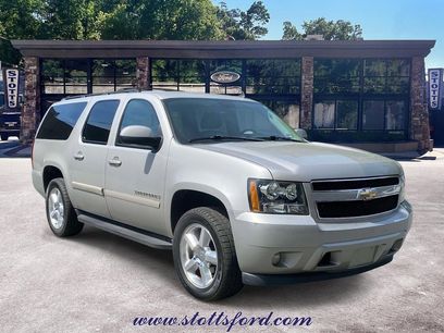 Used 2009 Chevrolet Suburban LT w/ Luxury Package