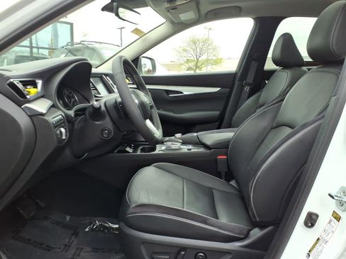 Certified 2023 INFINITI QX50 Sensory AWD/4WD image 10