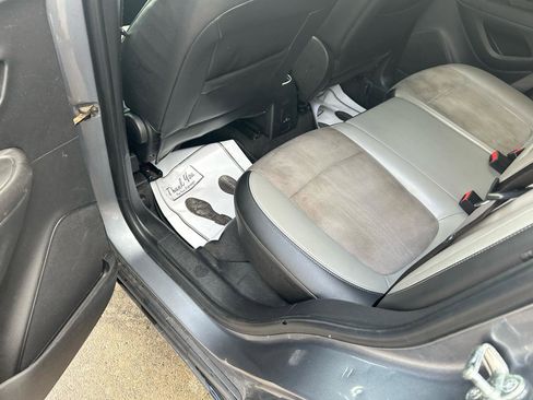 Used 2015 Chevrolet Trax LT w/ LT Plus Package image 9