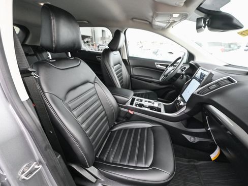 Certified 2024 Ford Edge SEL w/ Convenience Package image 26