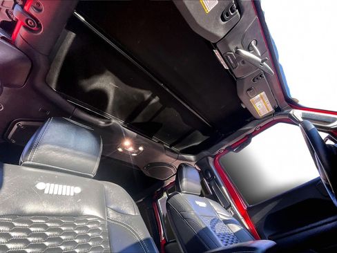 Used 2021 Jeep Wrangler Unlimited Sport S image 17