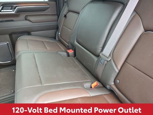 Used 2024 GMC Sierra 2500 Denali w/ Denali Reserve Package image 19