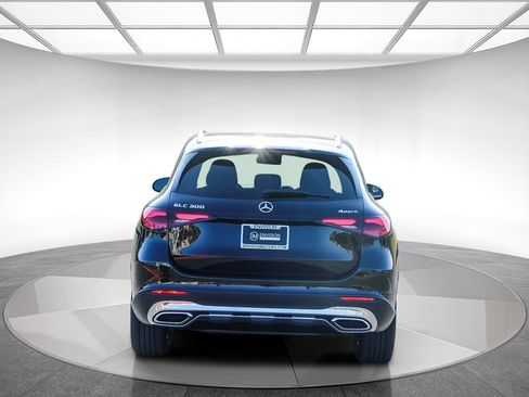 New 2026 Mercedes-Benz GLC 300 4MATIC image 3