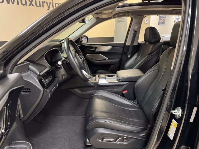 Used 2023 Acura MDX w/ Technology Package FWD image 8