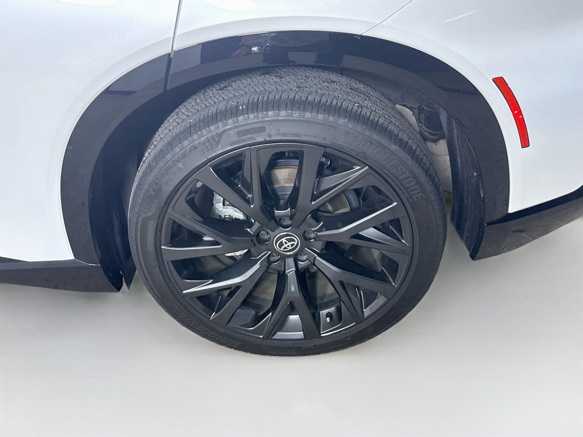Used 2025 Toyota Crown Signia w/ Advanced Technology Package AWD/4WD image 37