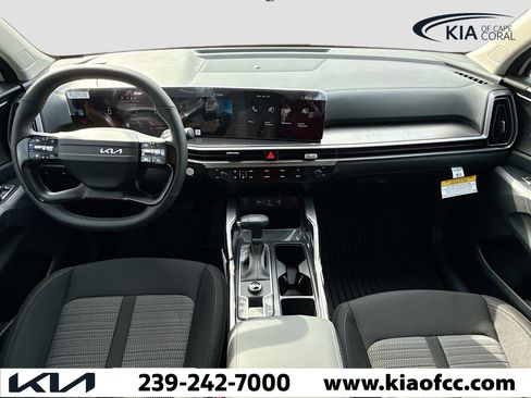 New 2026 Kia Sorento LX image 15