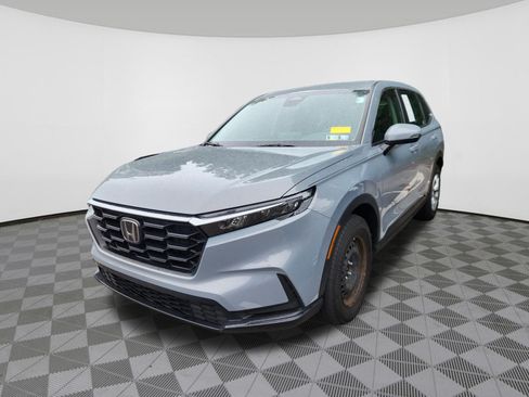 Used 2024 Honda CR-V LX image 2