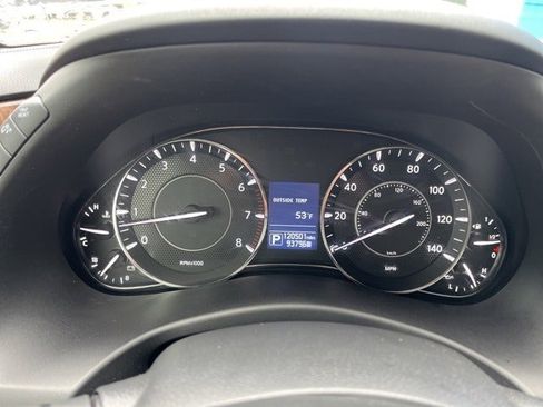 Used 2020 Nissan Armada SL w/ Premium Package image 18