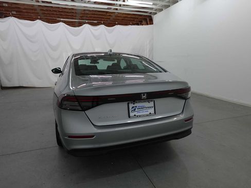 Certified 2023 Honda Accord EX image 7