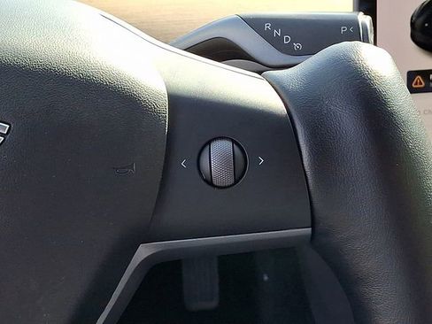 Used 2019 Tesla Model 3 Standard Range Plus image 31