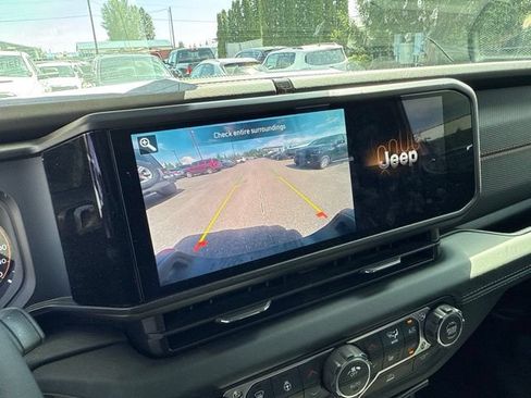 Used 2026 Jeep Gladiator Rubicon AWD/4WD image 20