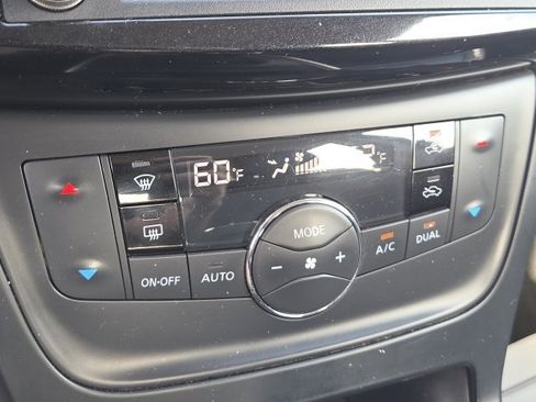 Used 2019 Nissan Sentra SV w/ Protection Package FWD image 19