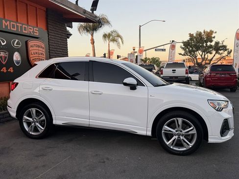Used 2019 Audi Q3 2.0T Premium Plus w/ Premium Plus Package image 19