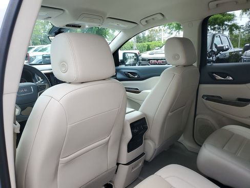 Certified 2021 GMC Acadia Denali w/ Denali Technology Package AWD/4WD image 15
