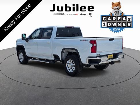 Used 2025 Chevrolet Silverado 3500 LT w/ Safety Package AWD/4WD image 4