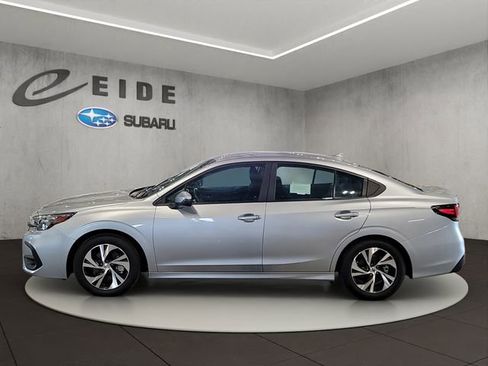 Used 2025 Subaru Legacy Premium AWD/4WD image 8