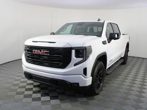 New 2026 GMC Sierra 1500 Elevation image 22