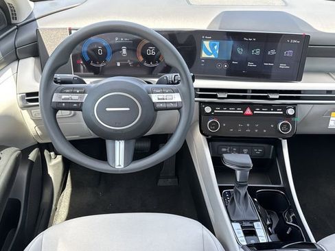 New 2026 Hyundai Tucson SEL FWD image 23