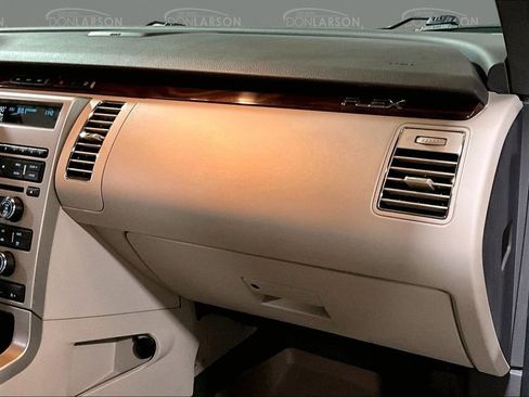 Used 2011 Ford Flex SEL w/ Rapid Spec Order Code FWD image 29