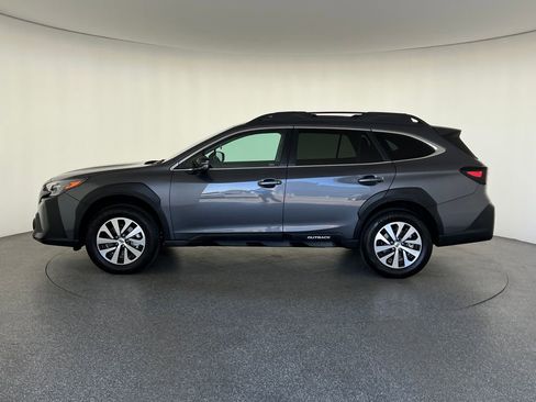 Used 2024 Subaru Outback Premium w/ Popular Package #1A AWD/4WD image 7