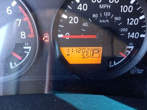 Used 2008 Nissan Frontier SE w/ Tow Hitch Pkg image 28