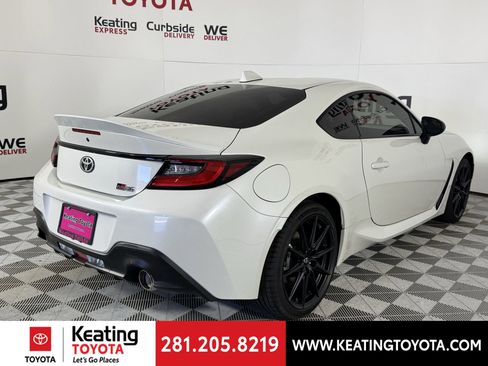 New 2026 Toyota GR86 Premium image 14