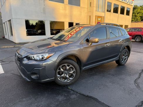 Used 2021 Subaru Crosstrek 2.5i Sport w/ Moonroof Package AWD/4WD image 1