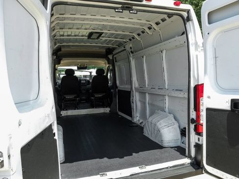 Used 2024 RAM ProMaster 2500 w/ Convenience Group FWD image 51