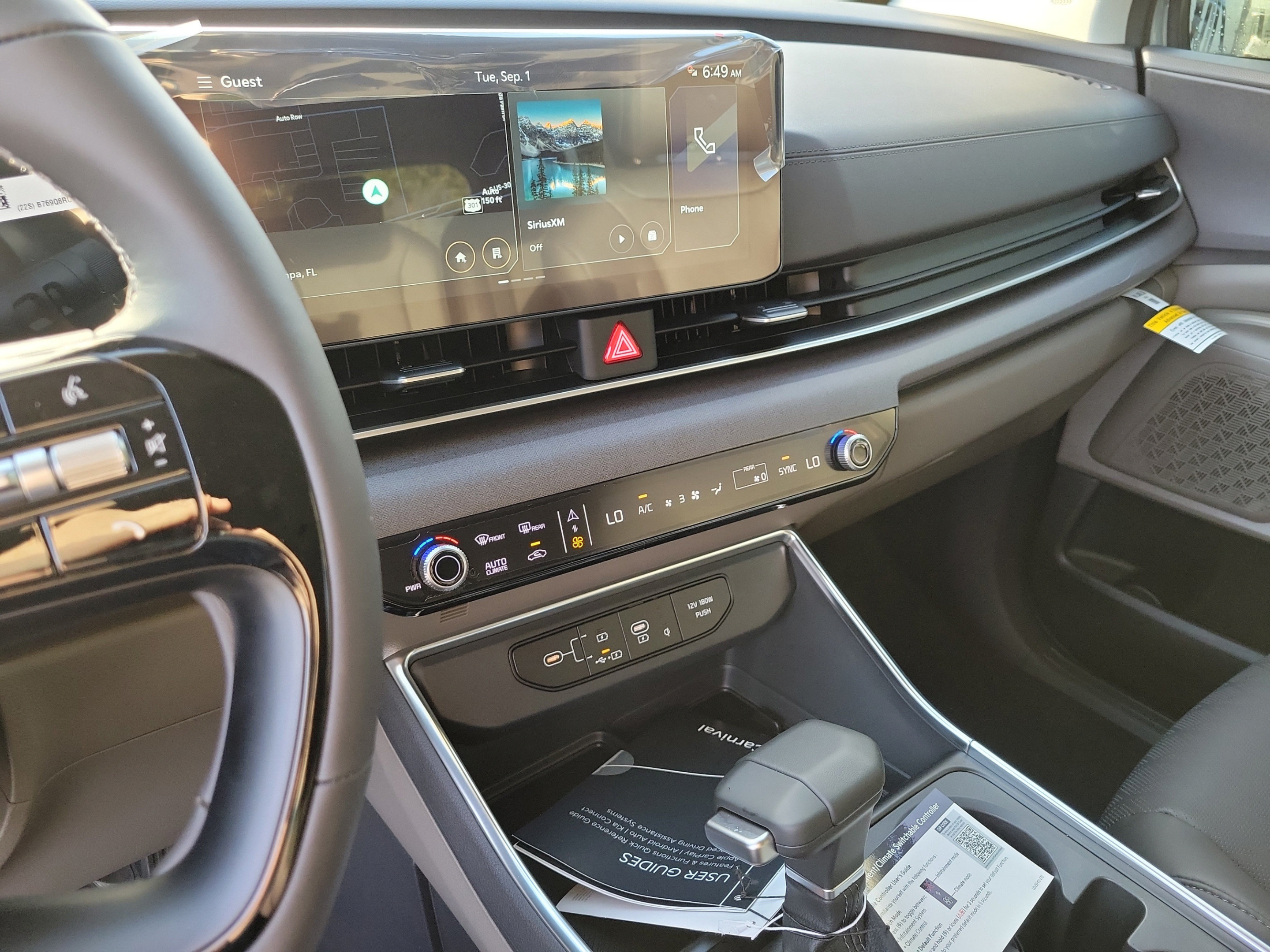 New 2027 Kia Carnival EX FWD image 23