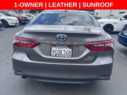 Used 2023 Toyota Camry XLE w/ Navigation Package FWD image 9