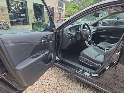 Used 2014 Honda Accord EX-L image 14