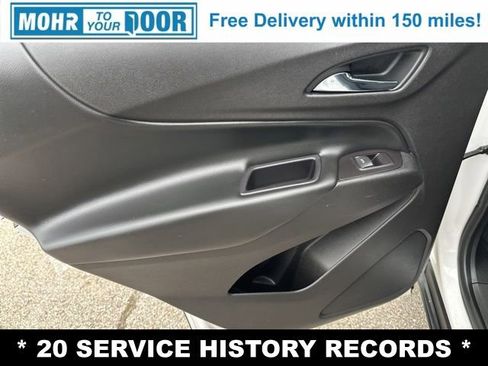 Used 2018 Chevrolet Equinox LT w/ Sun & Infotainment Package image 32